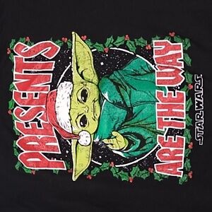 Star Wars Baby Yoda "Presents Are the Way" tee. Adult XL
